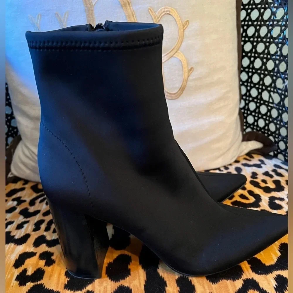 JEFFREY CAMPBELL Women's Siren Stretch Pointed Toe Booties Black Zipper Boots